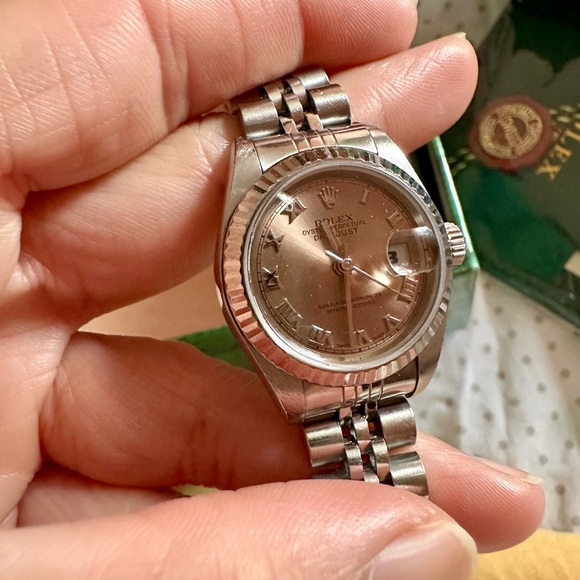 Rolex 26mm Lady-Datejust Oyster Perpetual Watch - Picture 2 of 7